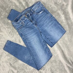 American Eagle Light Blue Denim Jeans